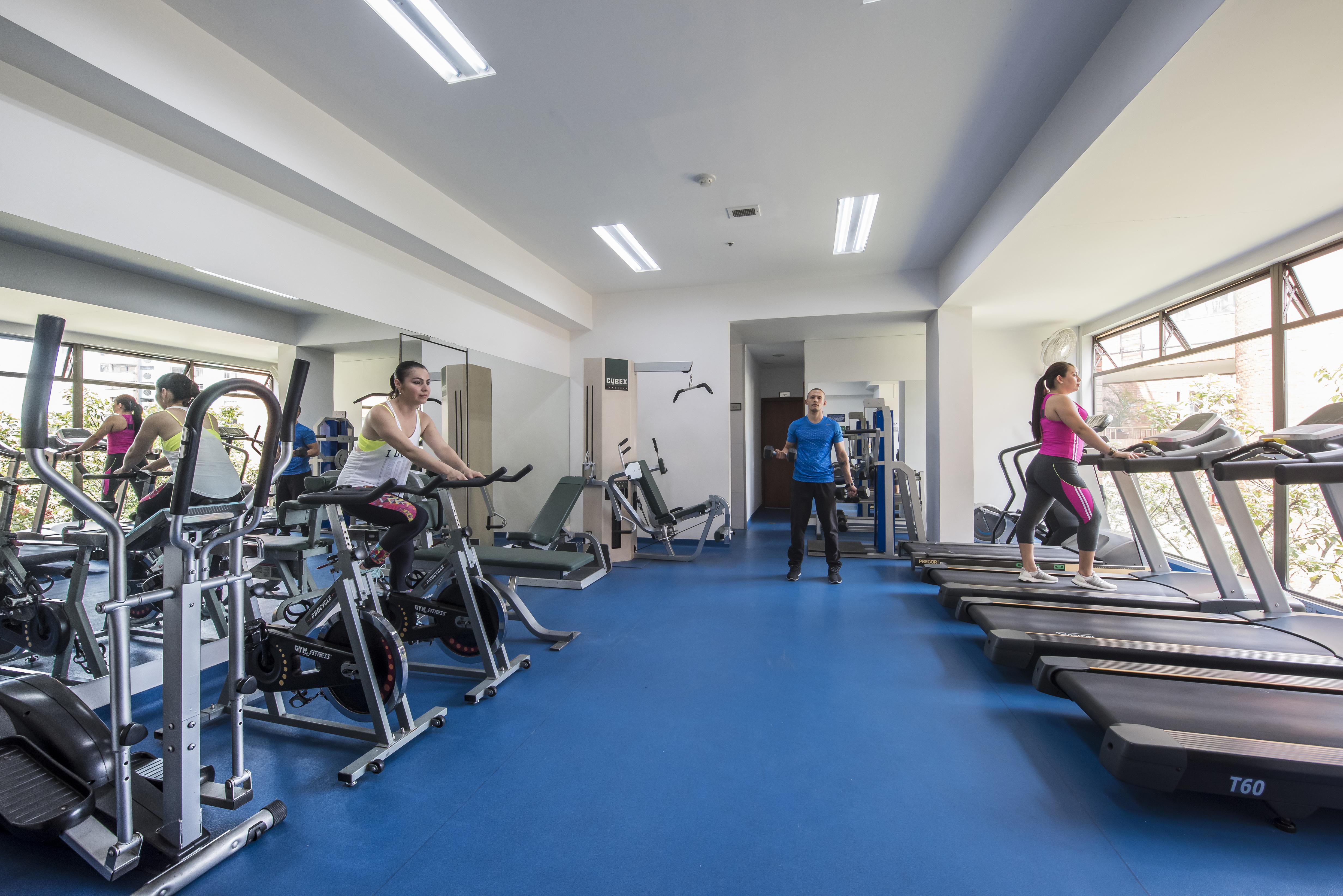 Hotel Dann Carlton Belfort ميديلين المظهر الخارجي الصورة The gym at the University of Nicosia