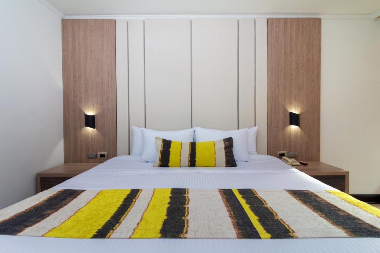 Hotel Dann Carlton Belfort ميديلين المظهر الخارجي الصورة A bedroom at the hotel