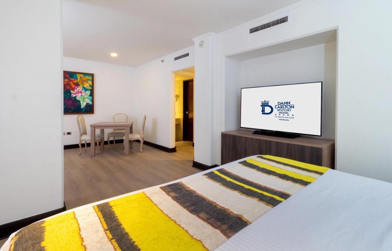 Hotel Dann Carlton Belfort ميديلين المظهر الخارجي الصورة A room at the hotel