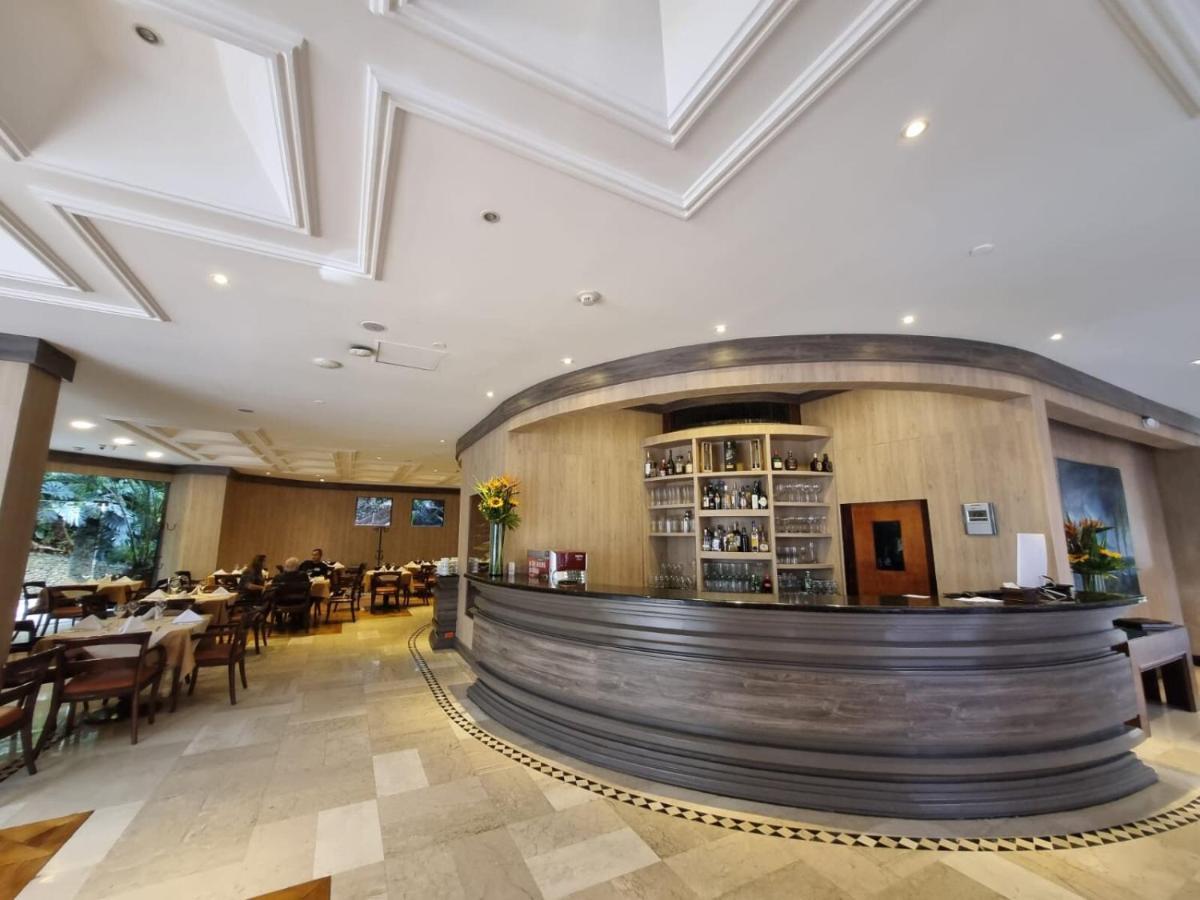 Hotel Dann Carlton Belfort ميديلين المظهر الخارجي الصورة The lobby bar