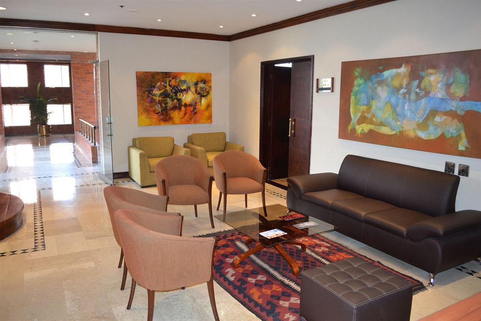 Hotel Dann Carlton Belfort ميديلين المظهر الخارجي الصورة The lobby of the hotel